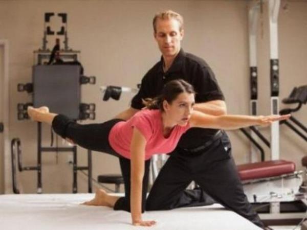 <p><b>EGZERSZ YAPMAMAK </b></p>  Vcudumuzu ayakta tutan ey sandnz gibi sadece kemikler deildir ayn zamanda kaslardr.