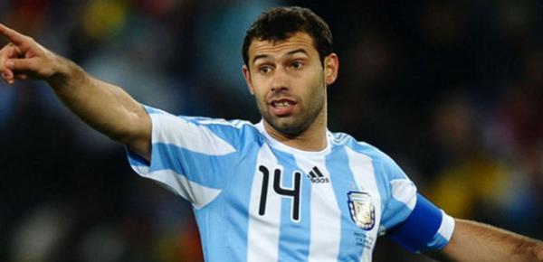 Mascherano Arjantin A Milli Takm formasn ilk kez giydii 16 Temmuz 2003 tarihinde henz profesyonel seviyede hibir kulpte forma giymemiti.