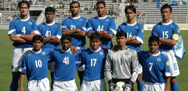 Hindistan, 1950 Dnya Kupas'ndan ekildi nk FIFA, Hindistanl futbolcularn yalnayak maa kmasna izin vermedi.