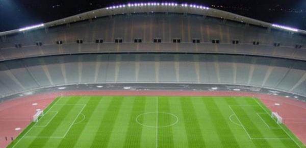 Atatrk Olimpiyat Stad ilk ald sezon stanbul BB.- Genlerbirlii mayla 'En az seyirciyle oynayan 5. dev stat' oldu. 81 bin kapasiteli statta 9 Aralk'ta oynanan ma sadece 50 kii izledi.