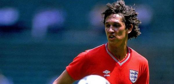 Efsane ngiliz futbolcu Gary Lineker 20 yllk kariyerinde hi sar kart grmemi.