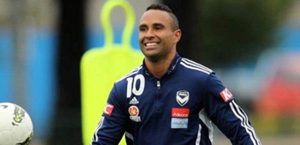 2001'de Sydney'de oynanan mata Avustralya, Samoa'y 31-0 yenerken, Archie Thompson 11 golle zor bir rekorun sahibi oldu.