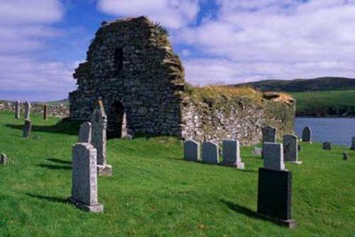 32- " kii olursanz tekisi olmadan iki kii insanlara karmadan gizli konumasnlar. nk bu onu zer." [Buhr, Kitabu'l stizan, 11/69; Mslim, Kitabu's-Selam, 2184]