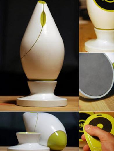 <p><b>Non Literal Phone</b></p>  Son derece dekoratif olan bu telefonun gerekten bir telefon olduunu sylemek iin bin ahit gerekebilir