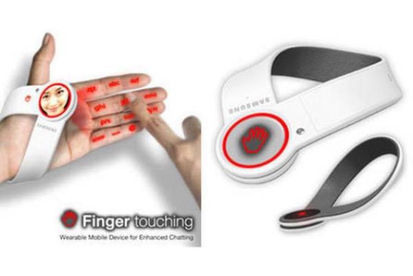 <p><b>Lazer Projeksiyonlu Bilezik Telefonu</b></p>  Sunman Kwon tarafndan tasarlanan bu bilezik telefon, zerindeki projeksiyon ve alc yarmyla ekran deil sadece elinizi kullanyor.