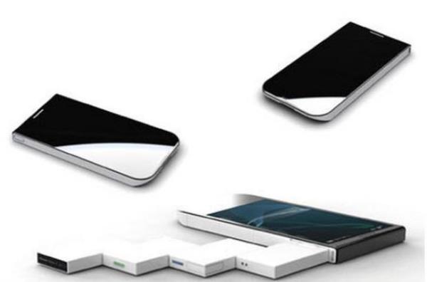 <p><b>Samsung Clover</b></p>  Clover, Milan'daki Samsung tasarmclarnn eseri. Konsept; telefonu oluturan her bir parann ayr ayr ortaya konulabilmesi zerine kurulmu.