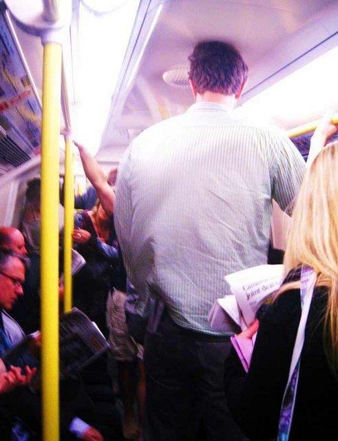 21. Otobste, uakta, trende herkes bacaklarnza arpar.