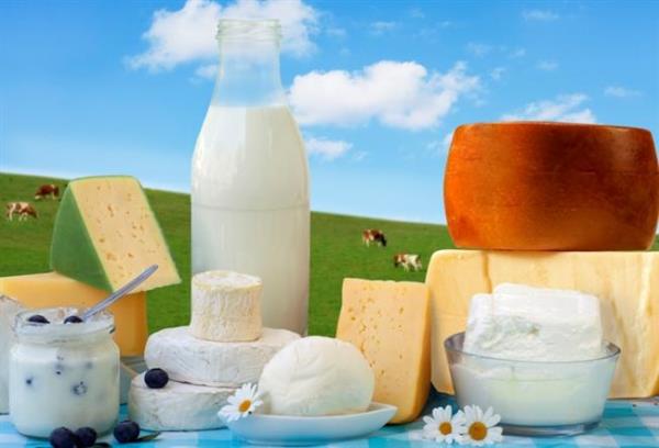 <p><b>12) 'BE KURALI'NI UYGULAYIN </b></p>  'Mumya' filminden hatrlayacanz gzel yldz Rachel Weisz'in de uygulad 'be kural' basit bir zayflama yntemi. Gnde be nde, be ayr yemek yemeniz gerekiyor. Bu yemekler karbonhidrat ve protein iermeli, glisemik indeksleri de dk olmal. Yediklerinizin, ekersiz olmalar ve yararl yalar ile liflerden olumalar da nemli. Yapacanz yemeklerin ierisinde be malzeme kullanmalsnz. Haftada be gn, beer dakika, snma hareketleri ve egzersizler yapmaksa bir baka kural. Bu diyette nemli olan gnde 1.300 kalori yakmay baarabilmek.