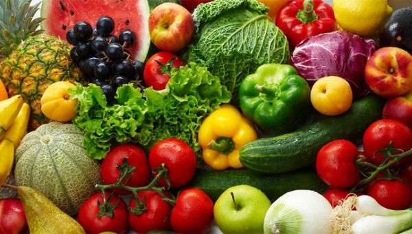 <p><b>21) BESNLERLE DOST OLUN </b></p>  Yediklerinizi dman olarak grmeyin. Size kilo aldrdklar iin zellikle kalorili yiyeceklere kzmayn. Kendinizi iyi hissettiiniz bir gnde, besin deeri yksek eyler yiyebilirsiniz.