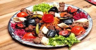 <p><b>29) TAT ALMANIZI ENGELLEYN </b></p>  Koku, itah zerinde etkilidir. Eer bir yemekte ok fazla eni varsa kokusu da fazla olur. Bu da itahnzn kapanmasna neden olur.