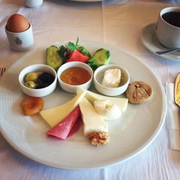 <p><b>28) KENDNZ NANDIRIN </b></p>  Kilo vermek isteme nedenlerinizi ve gzel bir vcudun faydalarn maddeler halinde bir kda yazn. Kendinize "Eer deiirsem ne olacak, nasl hissedeceim, hayatm daha m iyi olacak?" gibi sorular sorun.