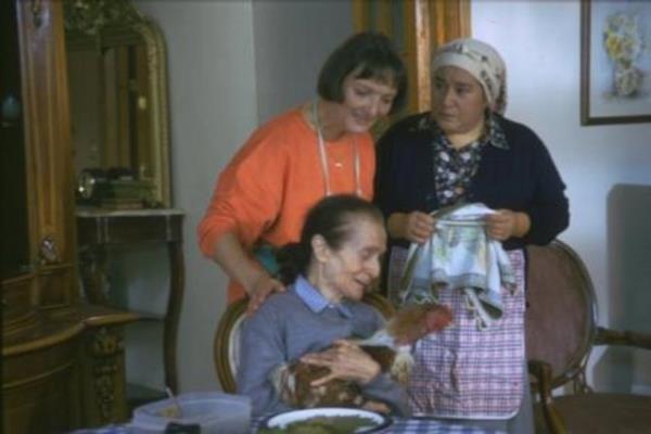 <p><b>LATFE SARUHAN</b></p>  Sabri Bey'in kaynvalidesini canlandran Latife Saruhan 2001 ylnda aramzdan ayrld.