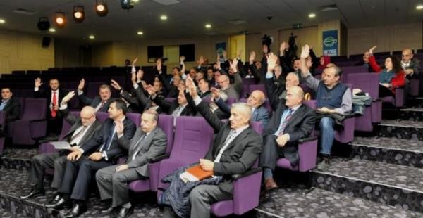 Belediyeler, imar plan yaparken sosyolog, sanat tarihisi, tarihi, kltr adamlar gibi sivil kiiler ve derneklerden oluan Kent Kimlii Konseyleri ile grecek-