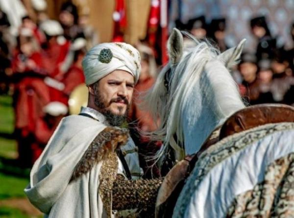 Ana adrn i ksmnda Kanuni Sultan Sleyman'n tahtnn bulunduu alan ile ehzade Mustafa'nn durduu alan, 60 metrelik zel tllerle blnd.