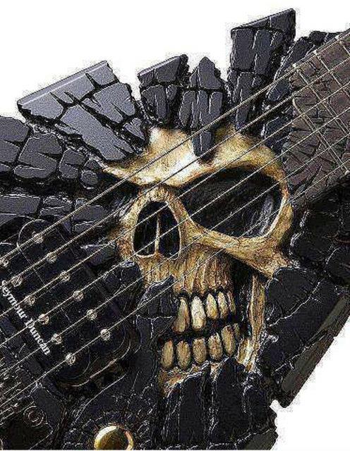 5. yaklak 20000 dolar deerindeki ESP gitar