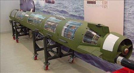 AKYA - M�LL� TORP�DO T�rk Deniz Kuvvetleri Ara�t�rma Merkezi Komutanl��� (ARMERKOM) sorumlu�unda G�ney Kore deste�iyle AKYA ad� verilen 553 mm standart �apl� yeni tip a��r torpido �retildi. Projede torpidonun harp ba�l��� hususunda ROKETSAN, T�B�TAK ise sonar b�l�mlerinde sorumluluk ald�.