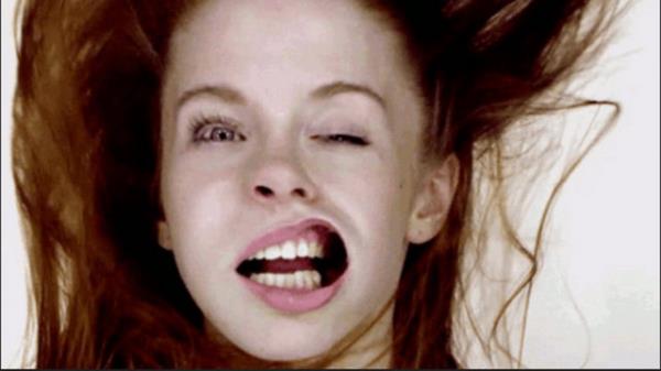 41. Yapt��� esprilere (k�t� bile olsa) tepki alamamaktan.