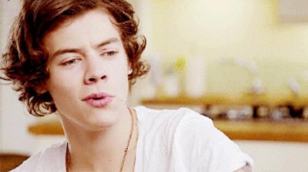 20. �ok yak�n bir erkek arkada��n bile olsa s�rekli ondan bahsetmenden.