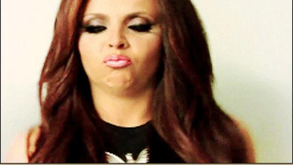 24. Kendilerini babalar�, erkek karde�leri ya da eski sevgilileri ile k�yaslayan k�zlardan.