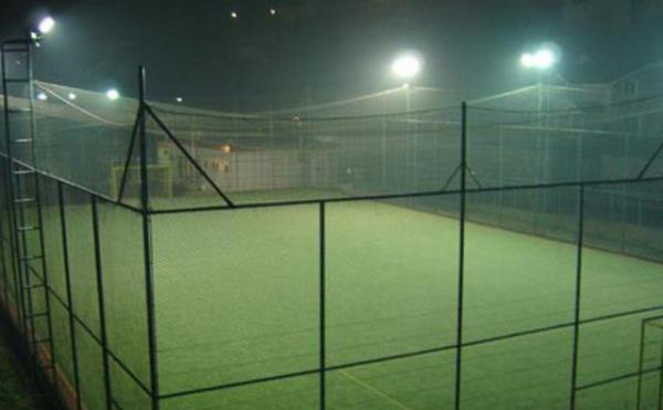 Fazla ayakkabs olan var m?