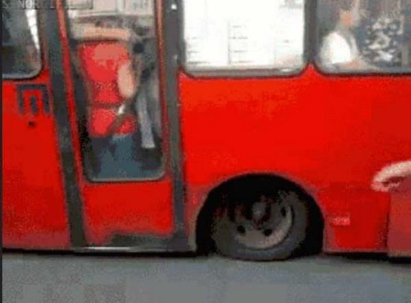 Yerleri pen i k otobs