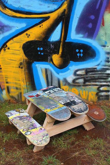 5. Eski kaykaylardan ocuklara oyun masas