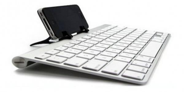 7. Her tr Bluetooth klavye ile telefonunuzu ya da iPadinizi kullanabilirsiniz