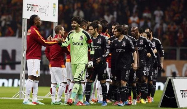 - Dany sper adamd, srf Beikta manda bizim oyunculara ift dalp penalt yaptrsn diye verdik...