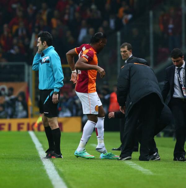 - Dany bizdeyken bunlarn 10 katn yapyodu oynad her ma bizi kanser ediyodu siz neyin ikesinden bahsediyosunuz?