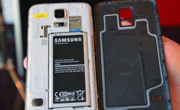 Fokus zellii ise olduka dikkat ekici... Kameras 0.3 saniyede odaklanabiliyor. Bir akll cep iin en hzls denebilir.