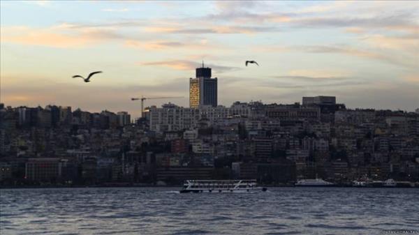 Taksim Meydan'nda ykselen ve stanbul Boaz'ndan grlen ilk yksek binalardan biri bugn ad The Marmara olan Intercontinental Otel'di ve 1976 ylnda almt.