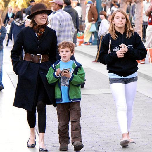 Diane Keatonn iki evlatlk ocuu var.