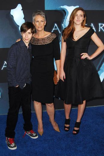 Jamie Lee Curtis de iki evlatlk ocua annelik yapyor.