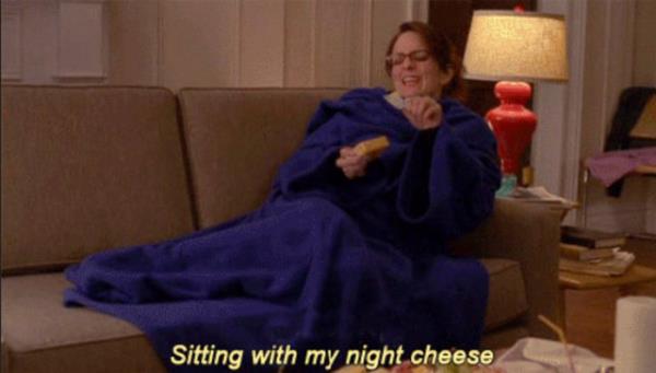 Dizi izlemeye balamadan nce tm yiyecek iecek ve dier komforlar hazr etmek