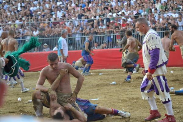 Kkenleri 16. yzyl talya'sna dayanan sporun kurallar olduka ilgin.