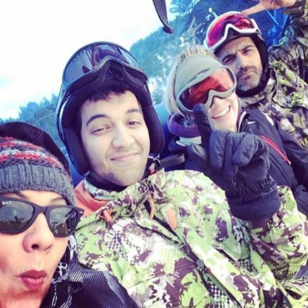 IIN KARACA Kocaman bir ailemiz var