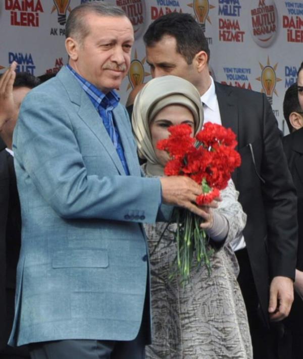 Allah seni bizlere balasn, hayrl uzun mrler versin inAllah.. Seni Seviyoruz