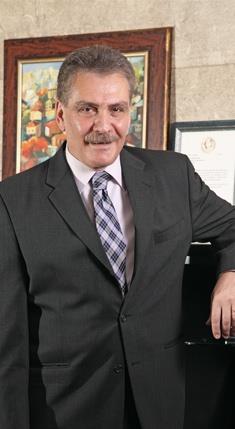 Sezai Bacaksz - 1.3 milyar dolar