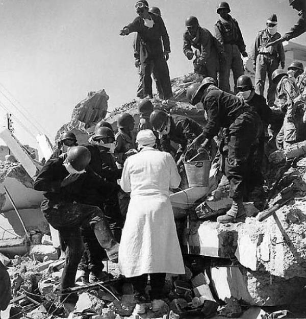 <p>29 ubat 1960 Agadir Depremi (Fas) </p>  5.9 byklndeki depremde 12.000 kii ld.