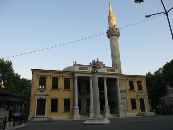 Tevikiye Camii, 2 amdan (2004)