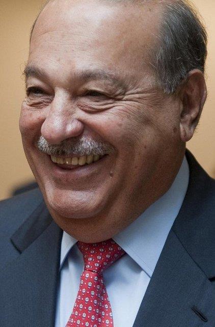 Osmanl kkenli Meksikal i adam Carlos Slim, 4 yldr elinde bulundurduu dnyann en zengini nvann kaybetti.   <p><b>TE FORBES'E GRE EN ZENGN MLYARDERLER!</b></p>