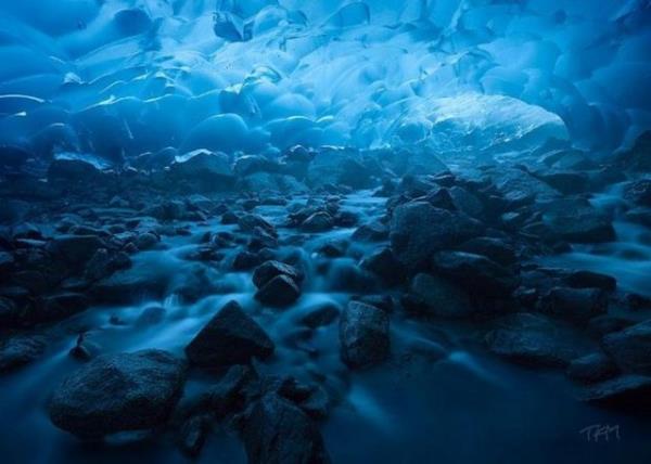 6. Mendenhall Glacier Maaras, ABD