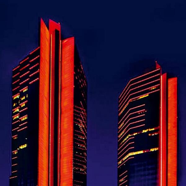 <p><b>Akbank </b></p>  2012/12 (TL): 2,949,862,000   <p>2013/09 (TL): 2,344,786,000 </p>  2013/12 (TL): 2,942,042,000