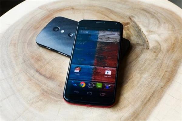<p><b>5. Motorola Moto X </b></p>  Moto X de Google tarafndan retilen Android'in "temiz" versiyonuna sahip telefonlardan.