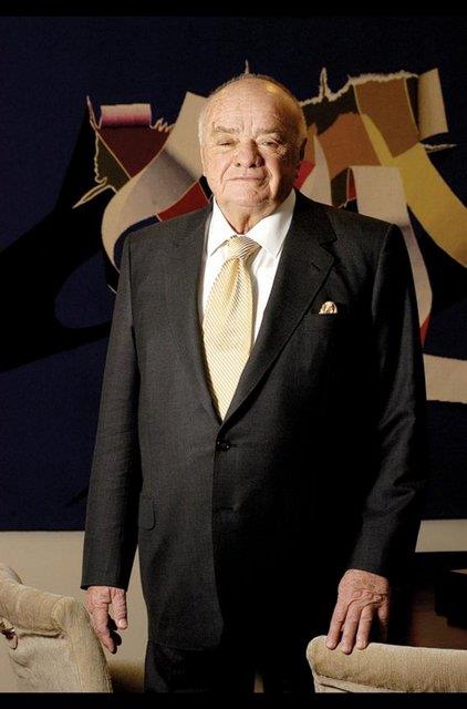 <p><b>2) ark Tara / ENKA Holding </b></p>  2014 Serveti: 3.3 milyar dolar   <p>2013 Serveti: 2.8 milyar dolar</p>