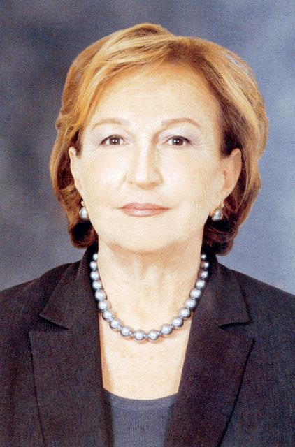 <p><b>8) Suna Kra / Ko Holding </b></p>  2014 Serveti: 1.88 milyar dolar   <p>2013 Serveti: 2.6 milyar dolar</p>