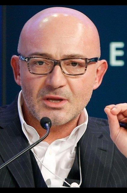 <p><b>7) Ferit ahenk / Dou Holding </b></p>  2014 Serveti: 2.1 milyar dolar   <p>2013 Serveti: 3.4 milyar dolar</p>