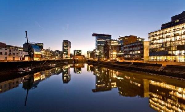 6- Dsseldorf (Almanya)