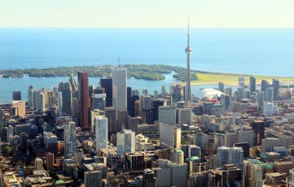 15- Toronto (Kanada)