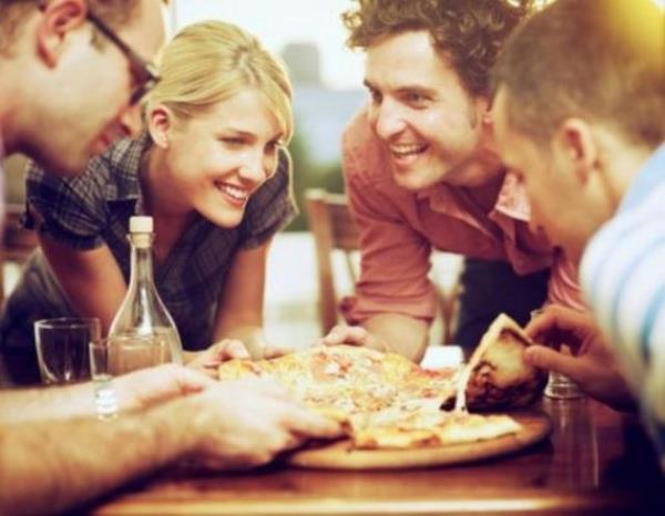 <p><b>Akrep </b></p>  Aras ok iyi: Balk, Yenge   <p>yi: Yay, Olak, Baak, Terazi </p>  Kt: Kova, Boa, Aslan   <p>Ne iyi ne kt: Ko, kizler</p>